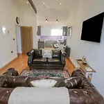 Foxton Penthouse