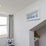 Foxton Penthouse Apartment