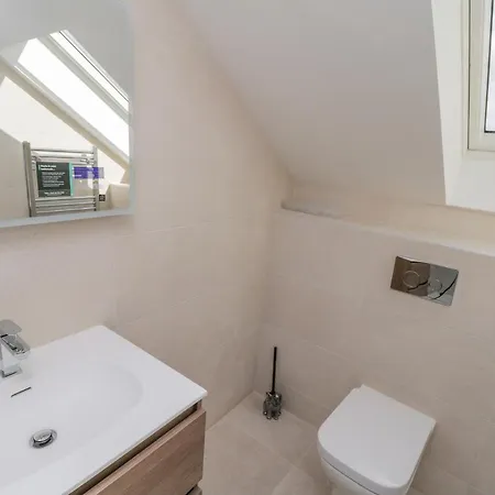 Foxton Penthouse Whitby