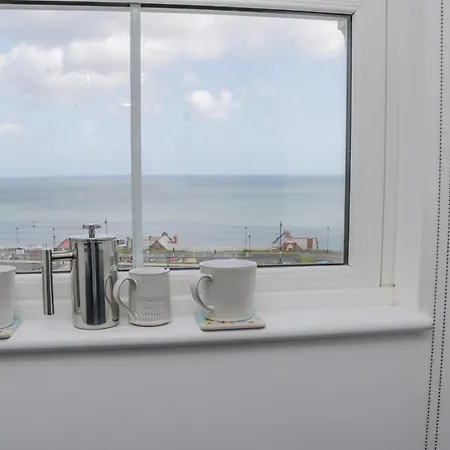 Foxton Penthouse Daire Whitby